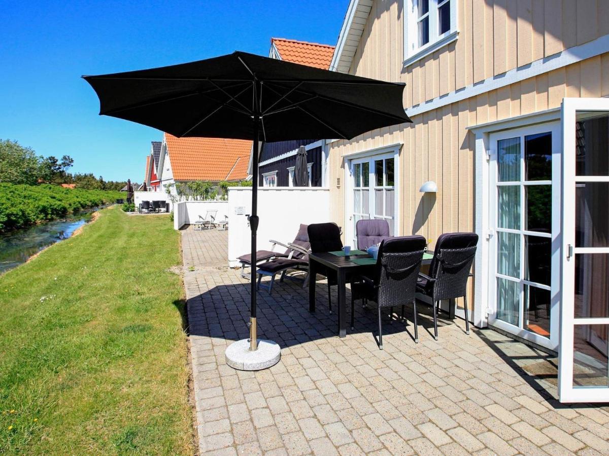 4 Person Holiday Home In Bl Vand Blåvand Exterior foto
